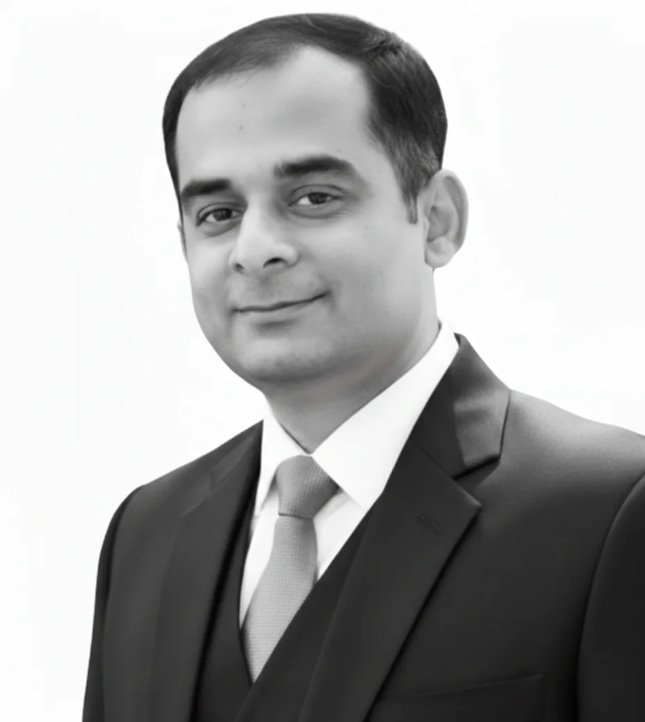 Dr. Shahzaib Iqbal - Senior Analyst | Head of R&D